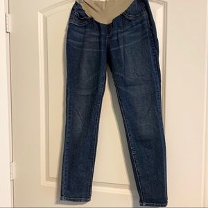 Jessica Simpson maternity jeans